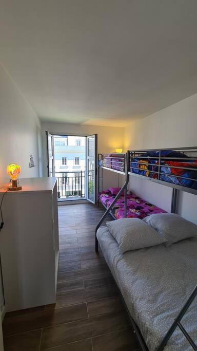 Appt 80M², 13 P, Disneyland, Fibre, 2 Parkings Chessy  Exterior photo